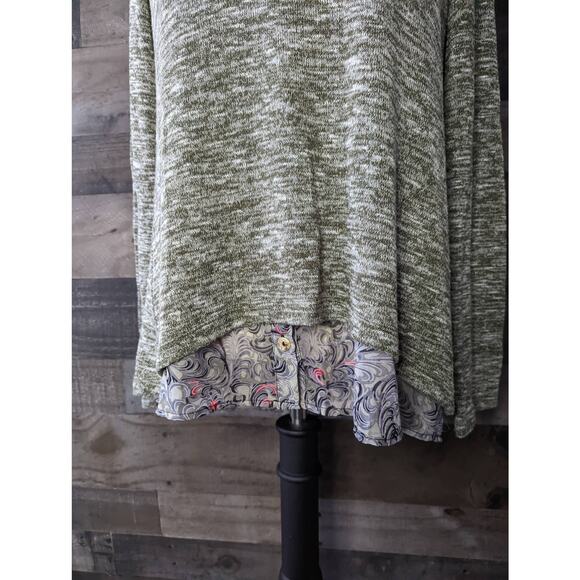 Poeme Layered Green light weight Sweater Blouse Size Large - Picture 3 of 7